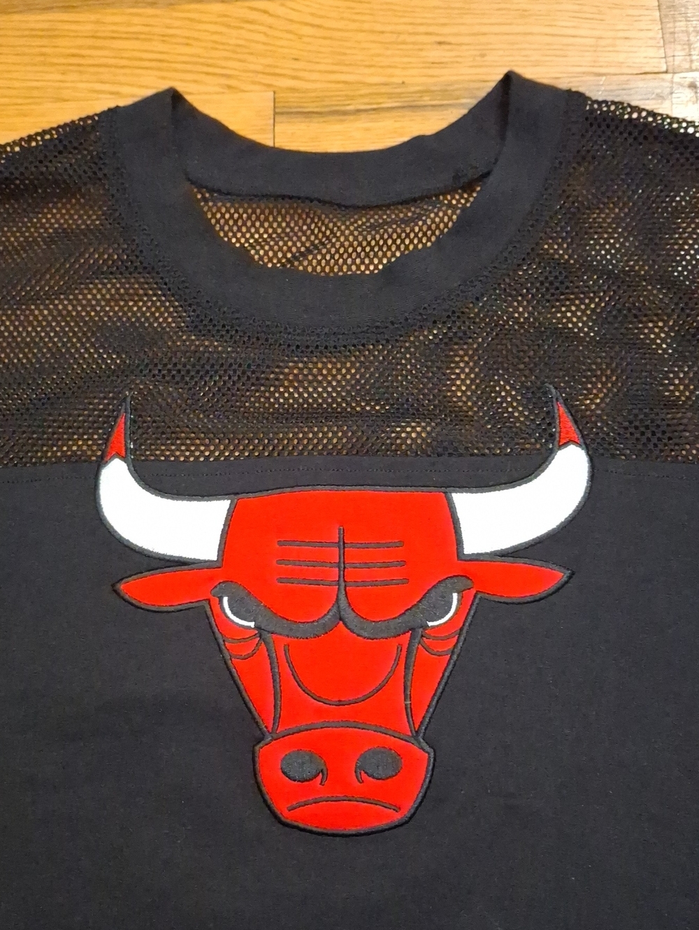 Fisll Bulls Black & Red Mesh Crop Top_1 - Picture 3 of 7